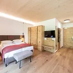 Damuelser Hof 4*
