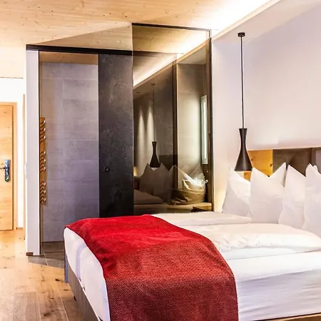 Damuelser Hof - Wellness & Hotel