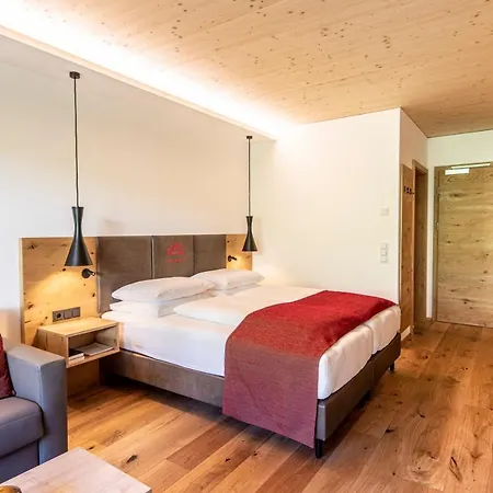 Damuelser Hof - Wellness & Hotel Damuels