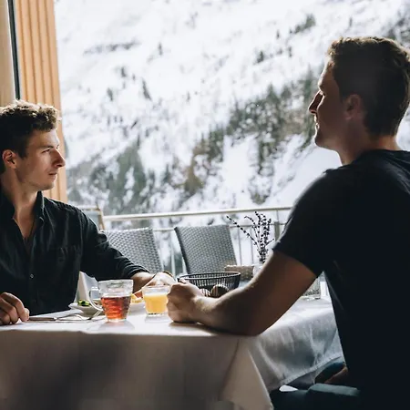 Otel Damulser Hof - Wellness & Spa Damuels