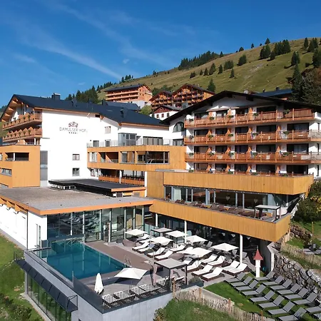 Damülser Hof - Wellness&spa Superior Hotel