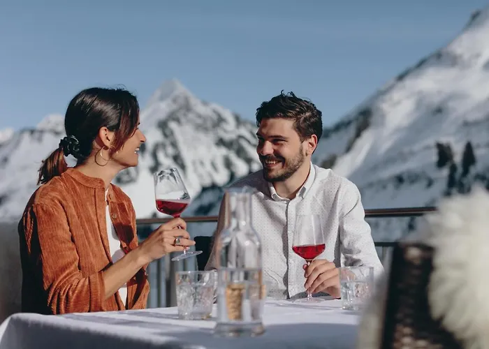 Damuelser Hof Szálloda Damuls